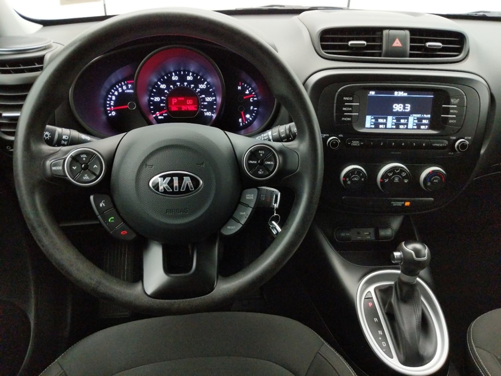 2017 Kia Soul - Driver Dash
