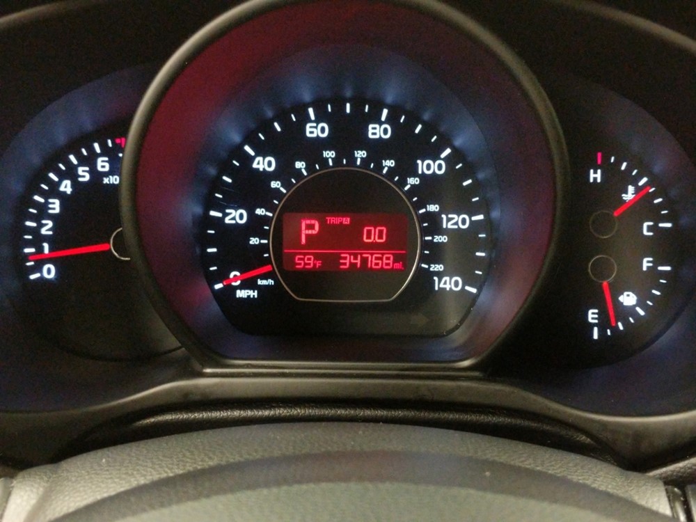2017 Kia Soul - Odometer Close Up