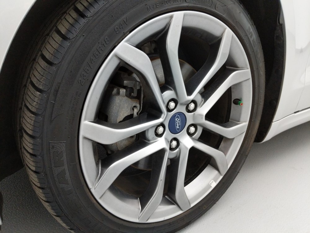 2017 Ford Fusion - Wheel