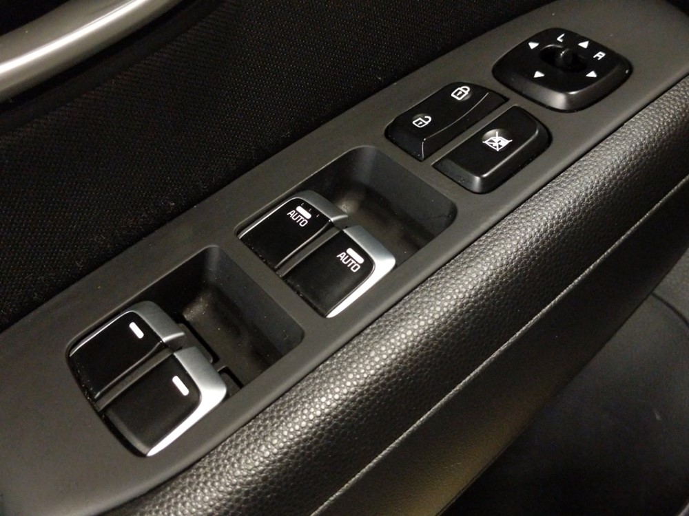 2017 Kia Soul - Driver Power Windows/Lock Control
