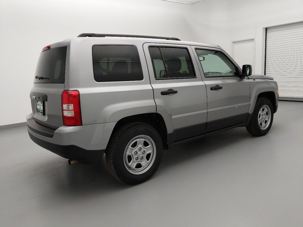2016 Jeep Patriot - Passenger Rear Side
