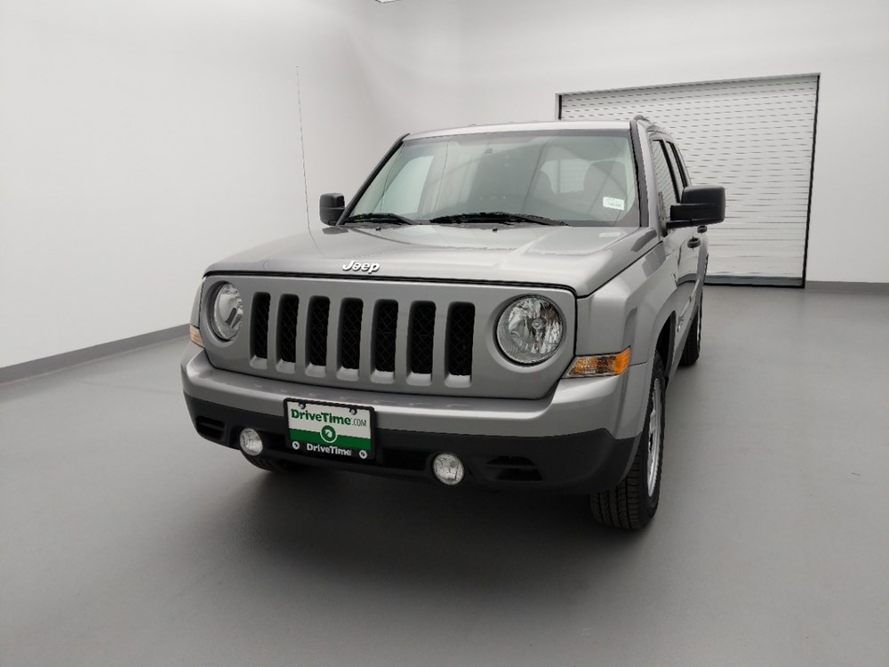 2016 Jeep Patriot - Driver Front Hood