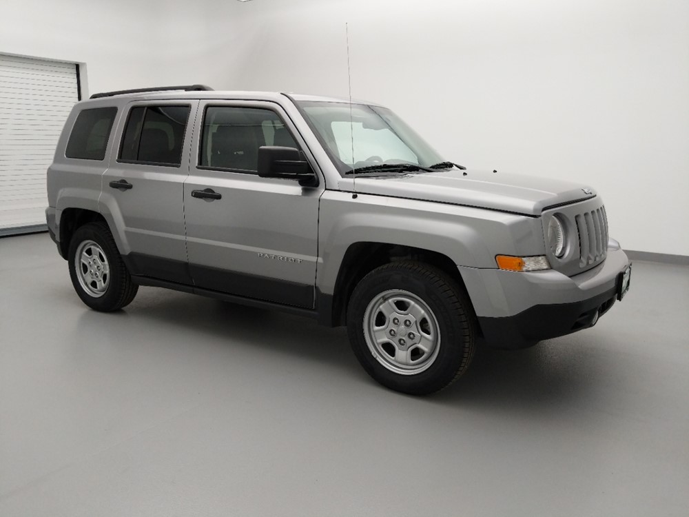 2016 Jeep Patriot - Passenger Front Side