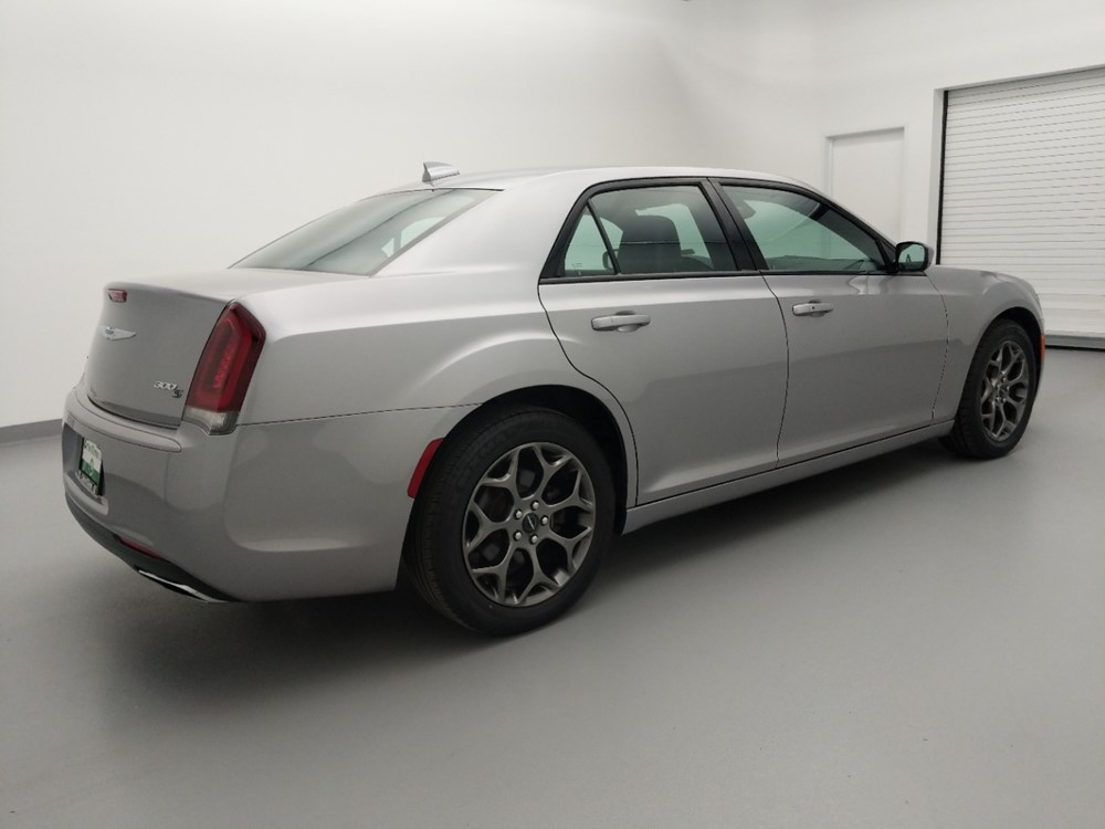 2015 Chrysler 300 - Passenger Rear Side