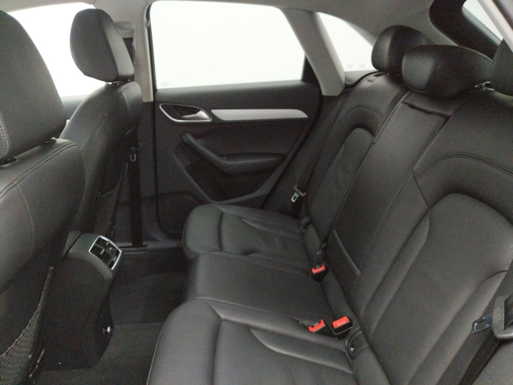 2017 Audi Q3 - Driver Rear Seat