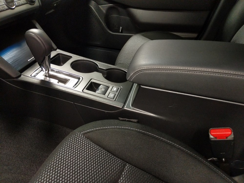2017 Subaru Outback - Center Console/Cup Holders