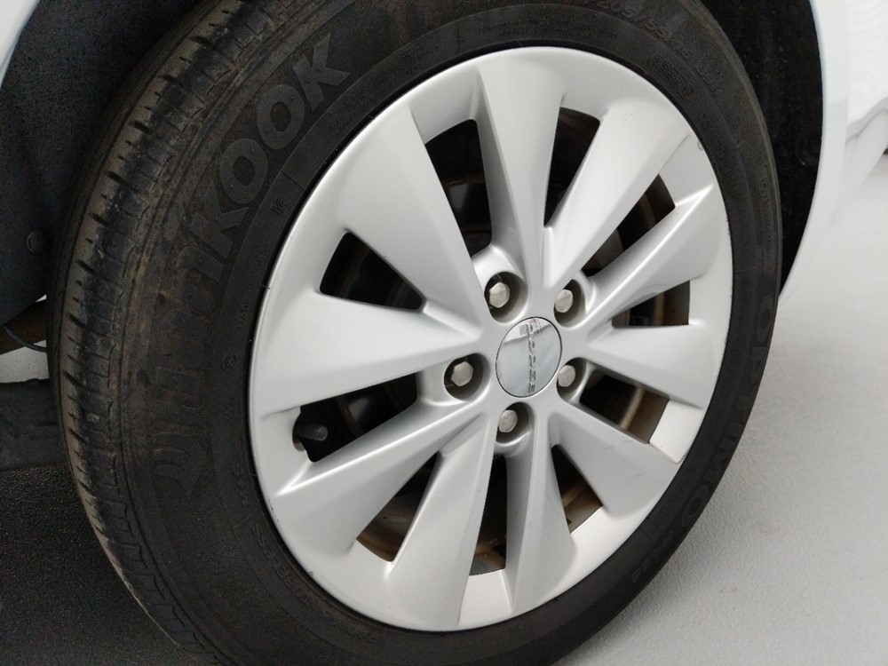 2014 Dodge Dart - Wheel
