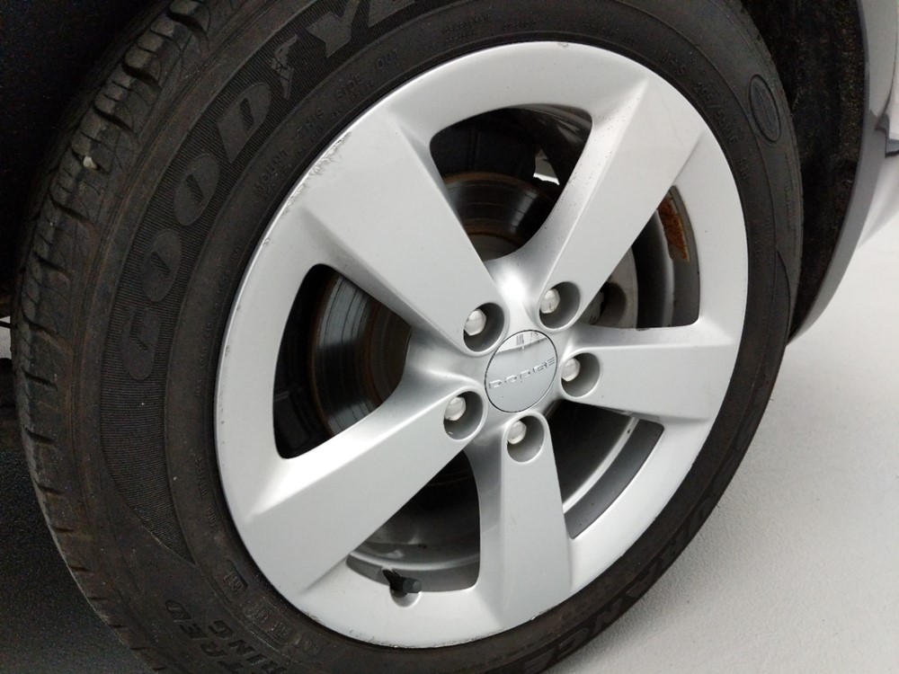 2016 Dodge Dart - Wheel