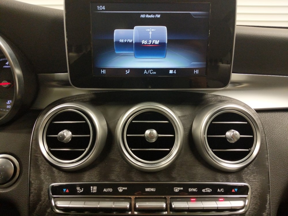 2016 Mercedes-Benz C300 - Stereo Package