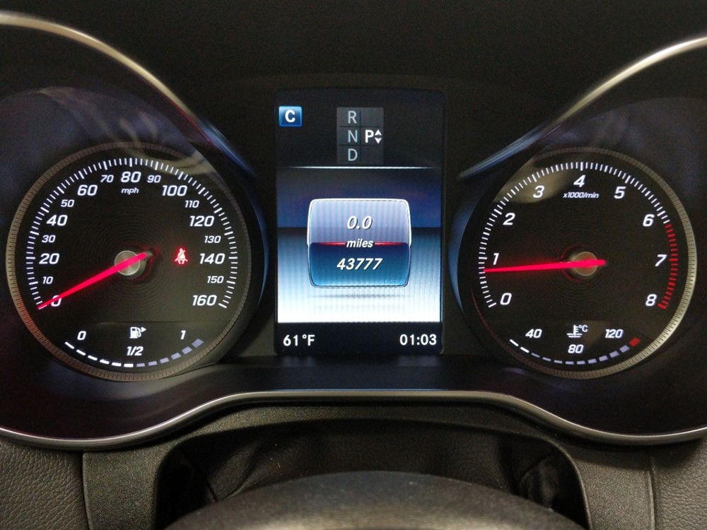 2016 Mercedes-Benz C300 - Odometer Close Up