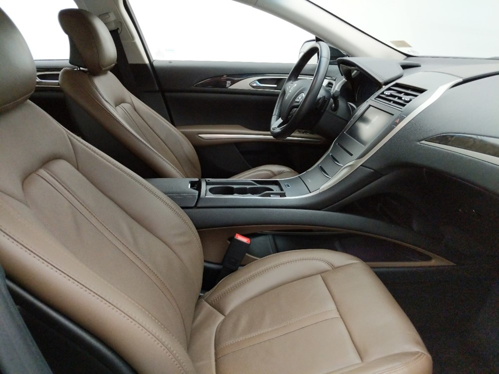 2016 Lincoln MKZ - Passenger Front Seat