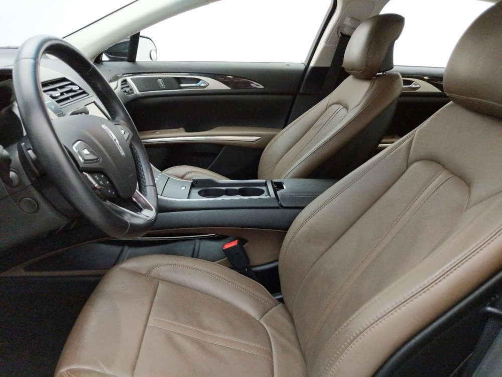 2016 Lincoln MKZ - Driver Front Seat