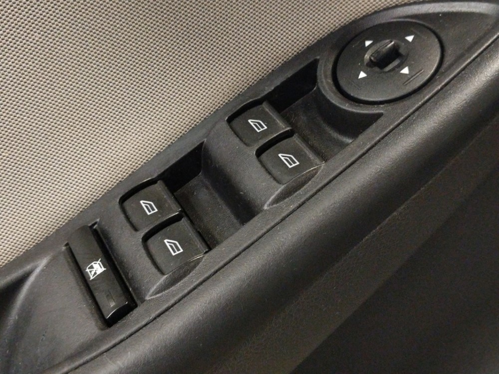 2016 Ford Focus - Driver Power Windows/Lock Control