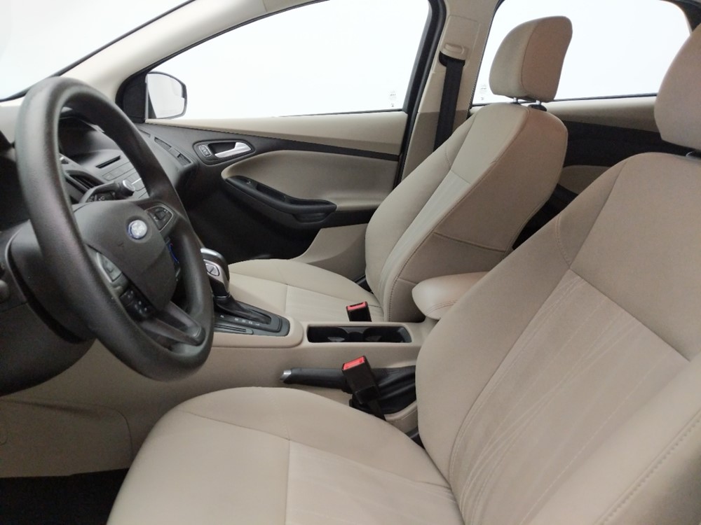 2016 Ford Focus - Driver Front Seat