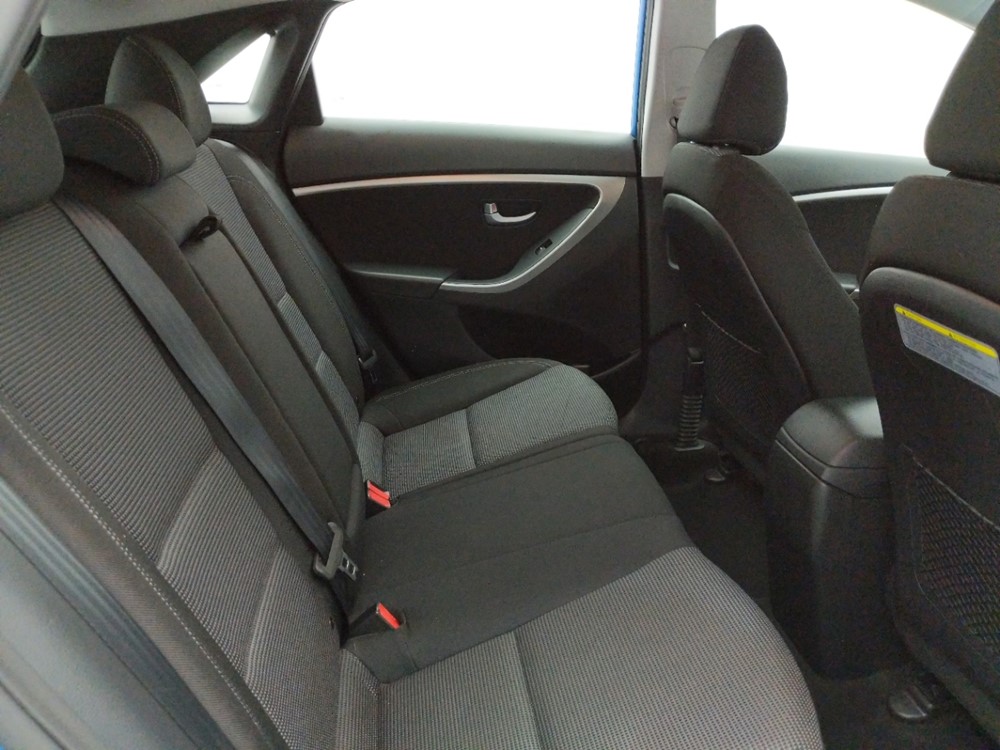 2017 Hyundai Elantra - Passenger Rear Seat
