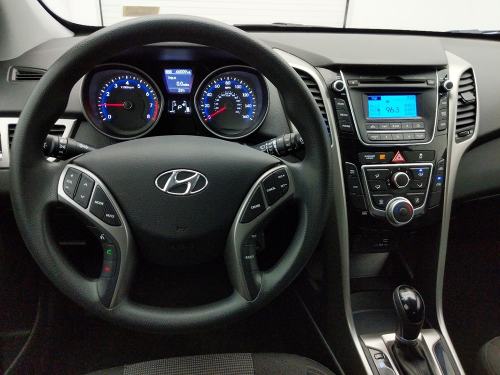 2017 Hyundai Elantra - Driver Dash