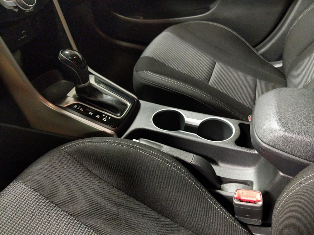 2017 Hyundai Elantra - Center Console/Cup Holders