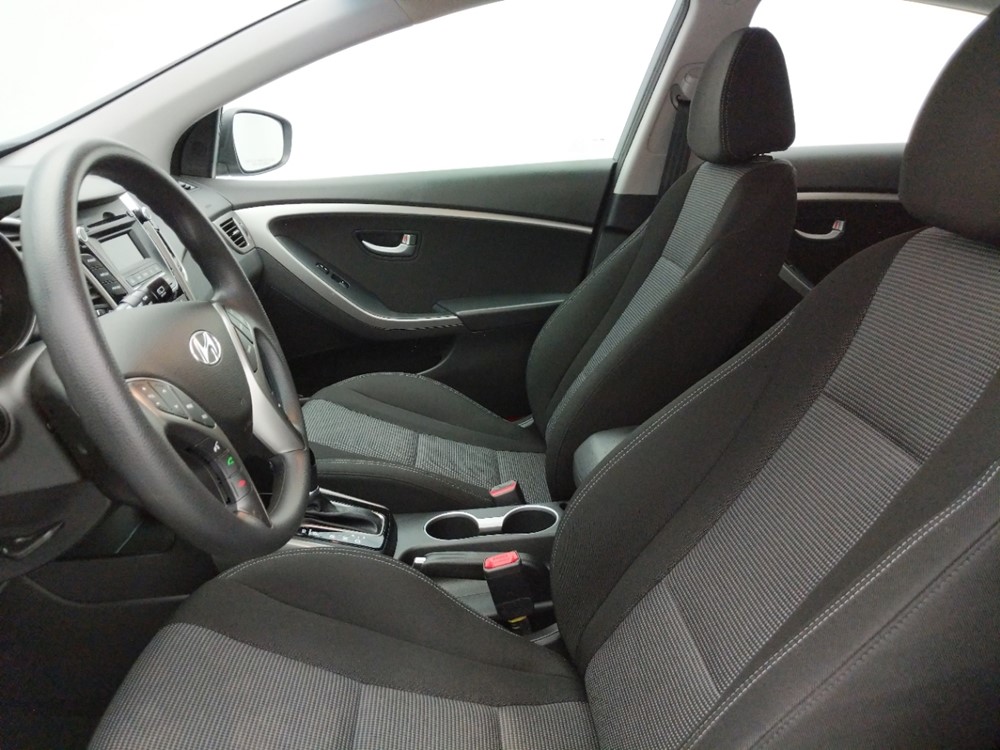 2017 Hyundai Elantra - Driver Front Seat