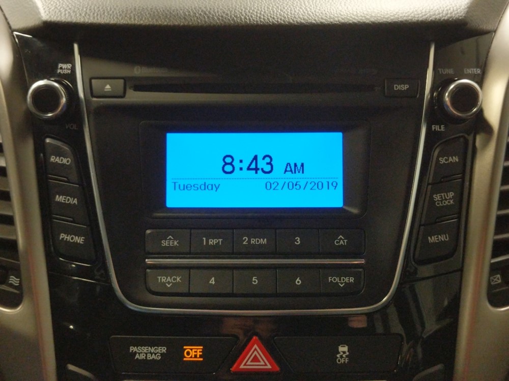 2017 Hyundai Elantra - Stereo Package