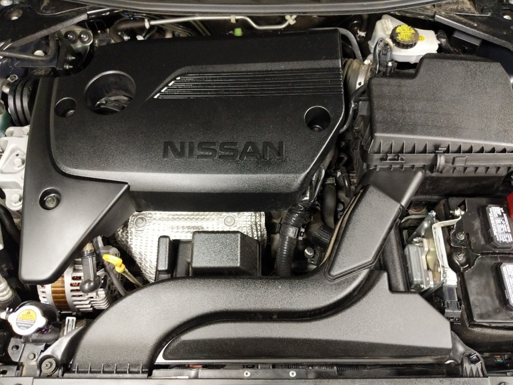 2017 Nissan Altima - Engine
