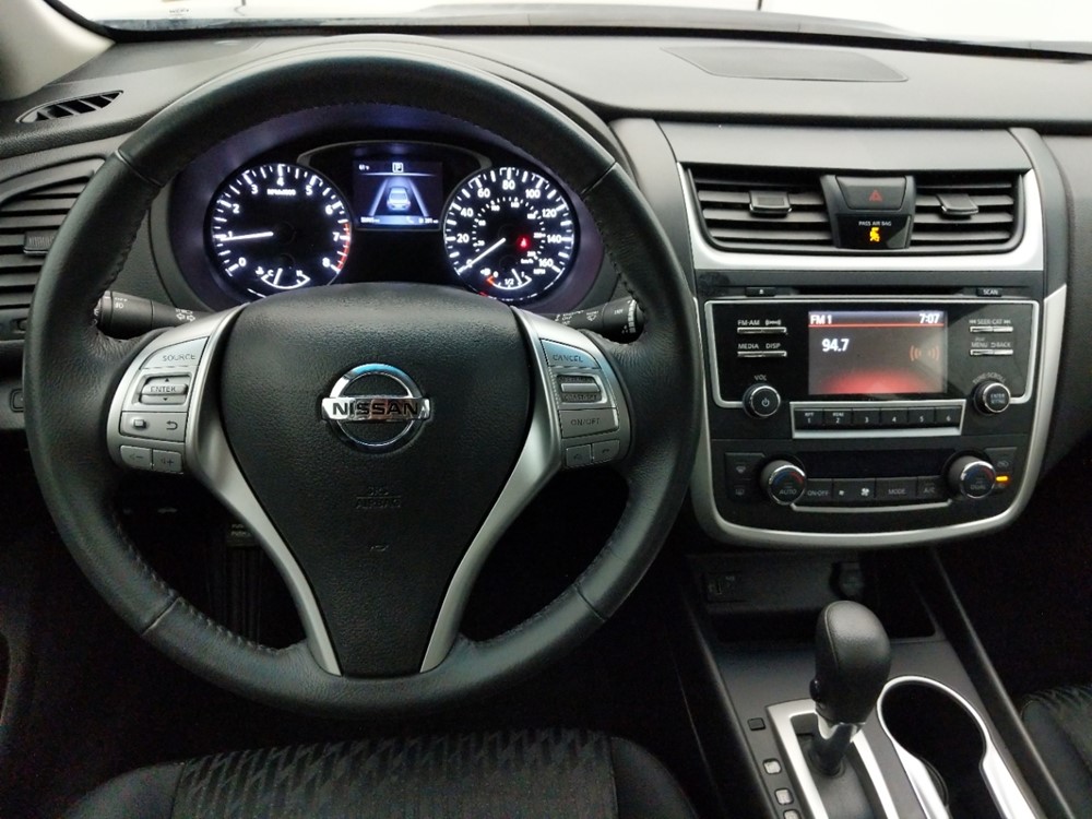 2017 Nissan Altima - Driver Front Seat