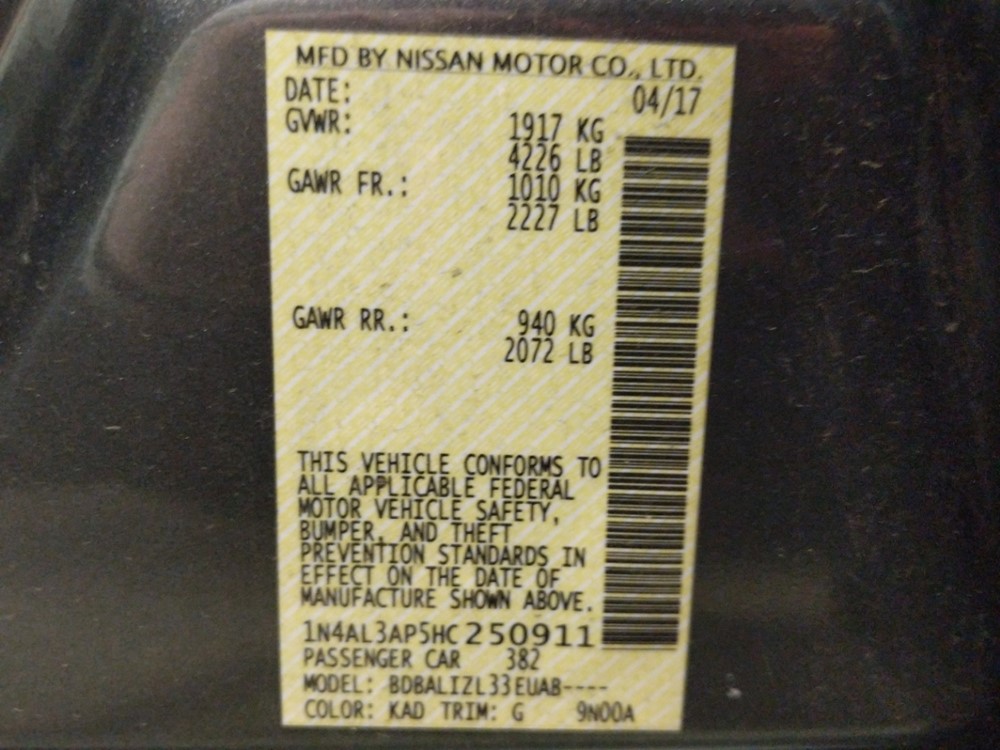 2017 Nissan Altima - VIN Plate