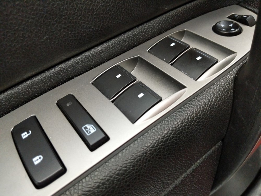2011 Chevrolet Silverado 1500 - Driver Power Windows/Lock Control