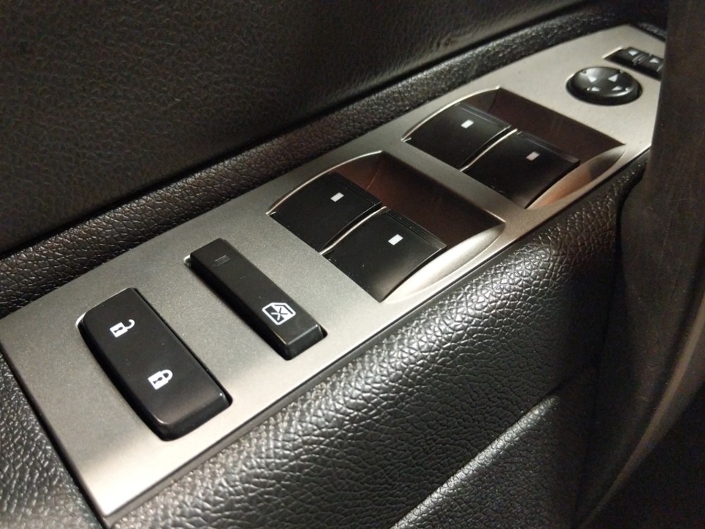 2011 Chevrolet Silverado 1500 - Driver Power Windows/Lock Control