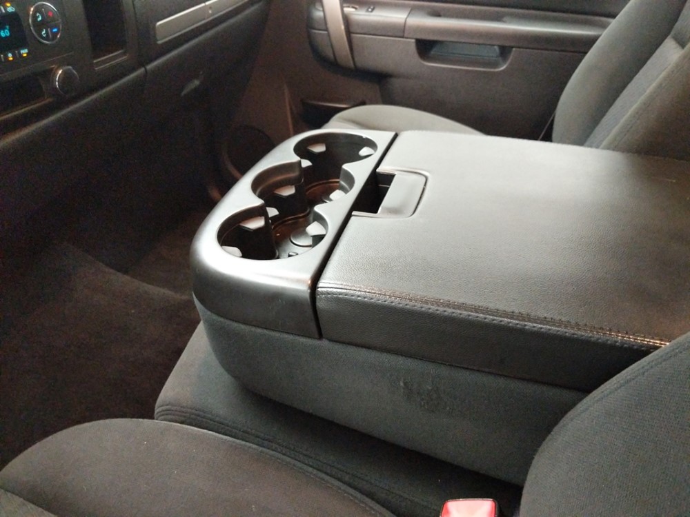 2011 Chevrolet Silverado 1500 - Center Console/Cup Holders