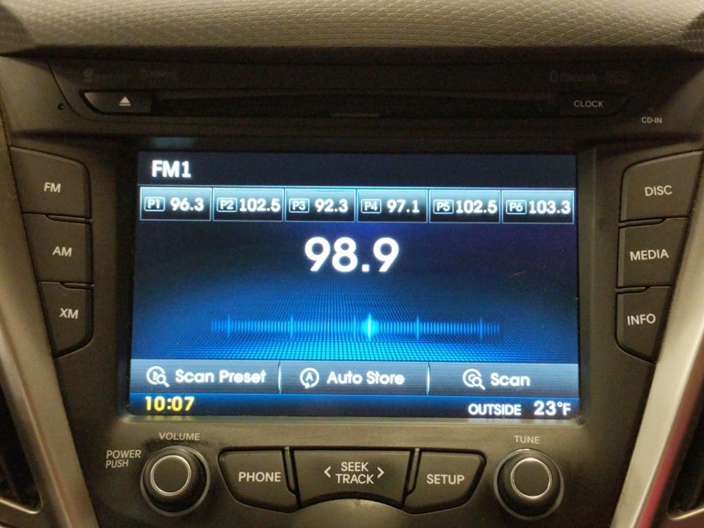 2016 Hyundai Veloster - Stereo Package