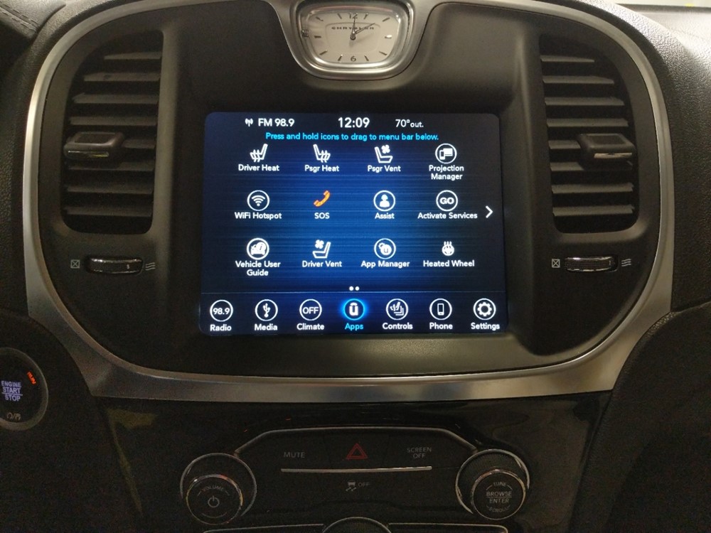 2018 Chrysler 300 - Stereo Package