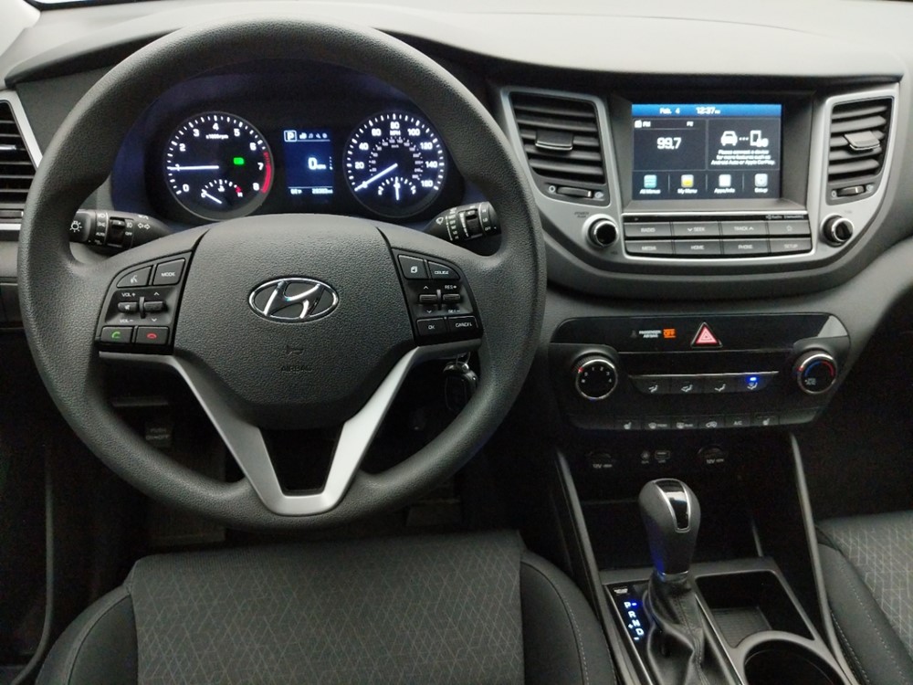 2018 Hyundai Tucson - Driver Dash