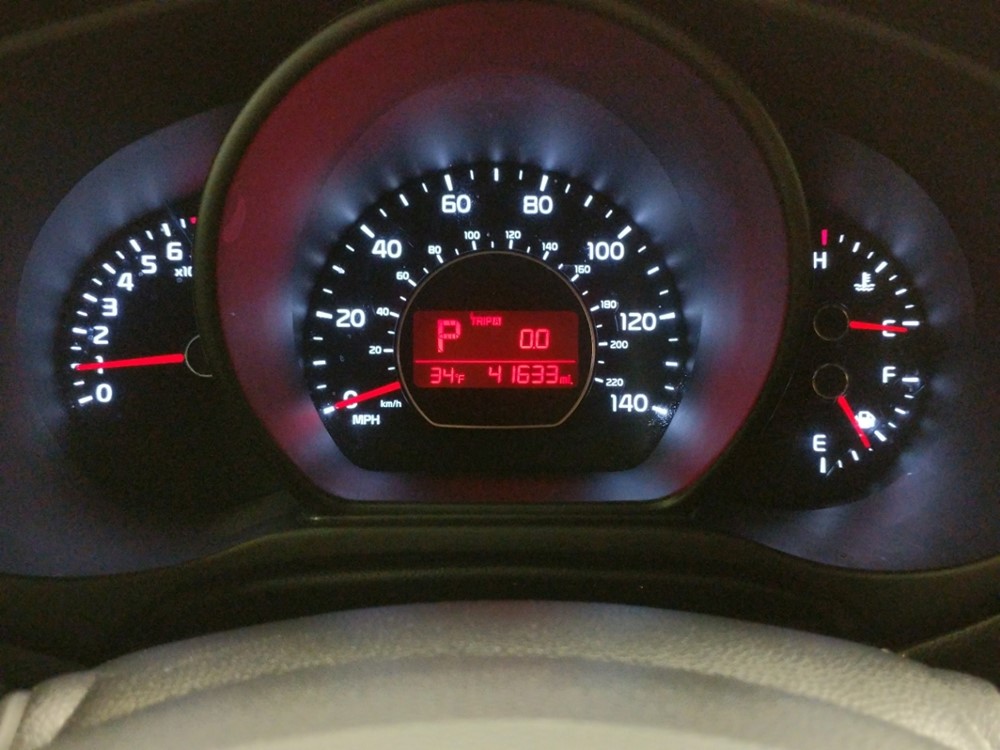 2018 Kia Soul - Odometer Close Up