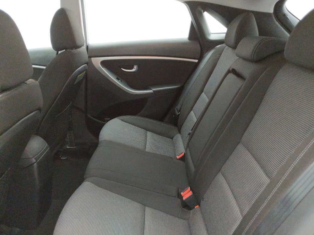 2017 Hyundai Elantra - Driver Rear Seat