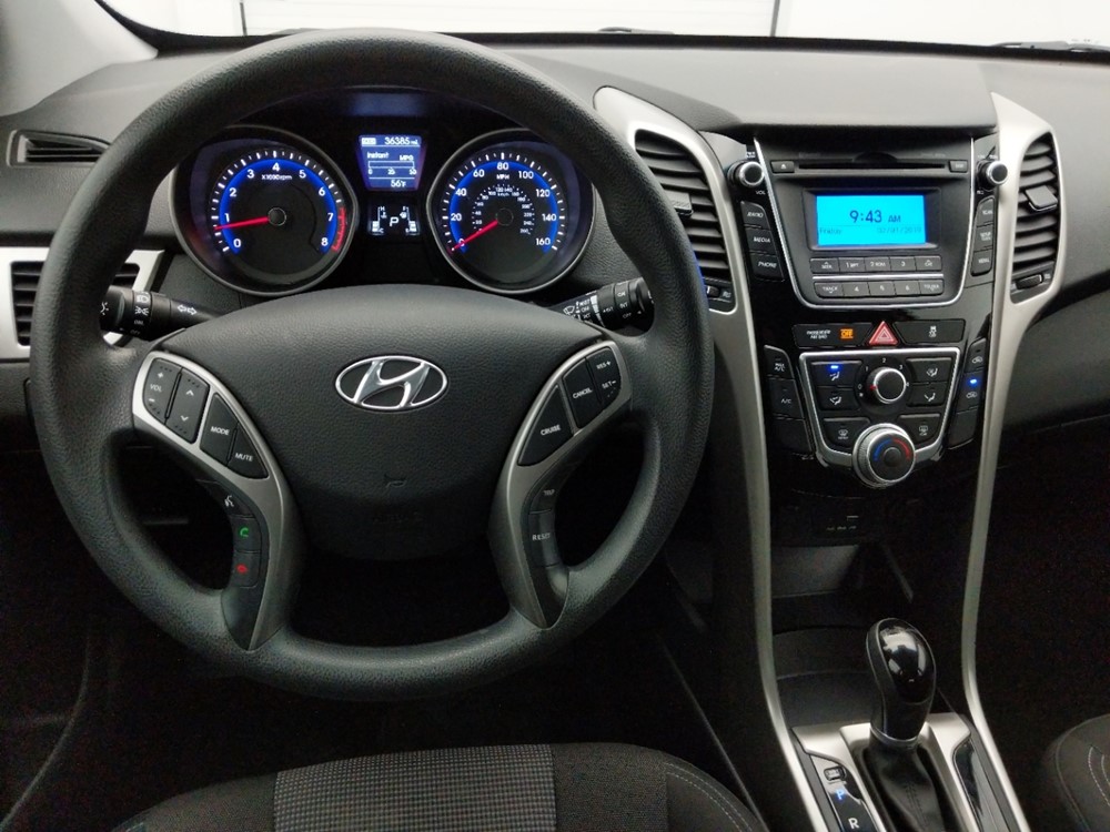 2017 Hyundai Elantra - Driver Dash