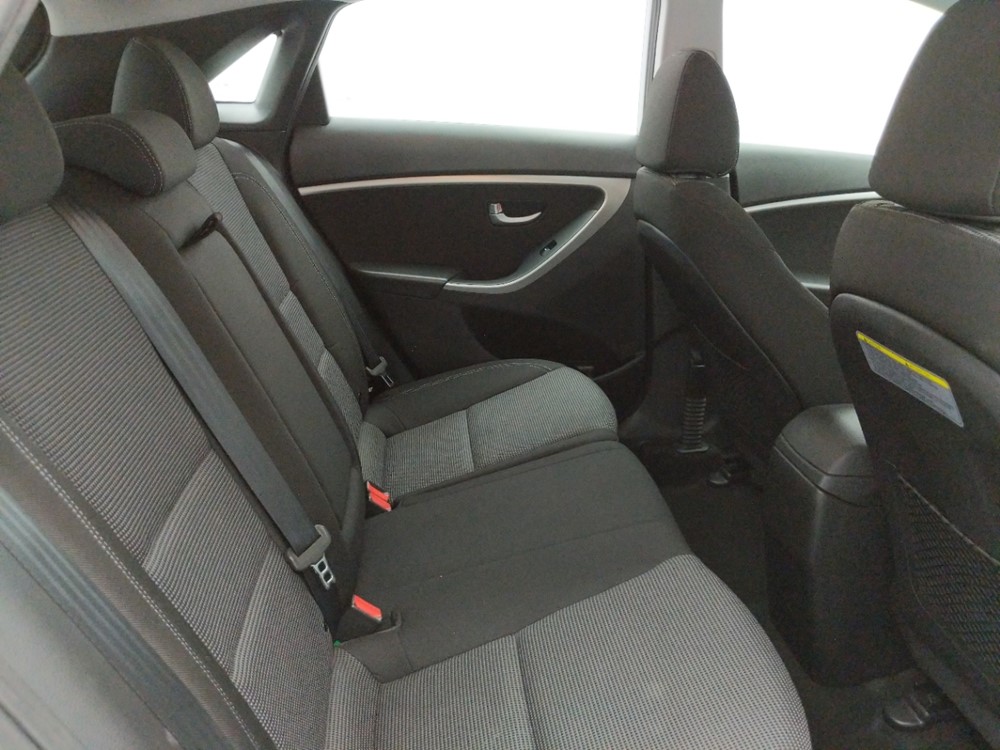 2017 Hyundai Elantra - Passenger Rear Seat