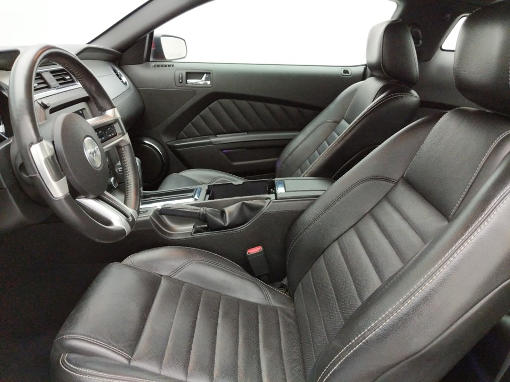 2010 Ford Mustang - Driver Front Seat