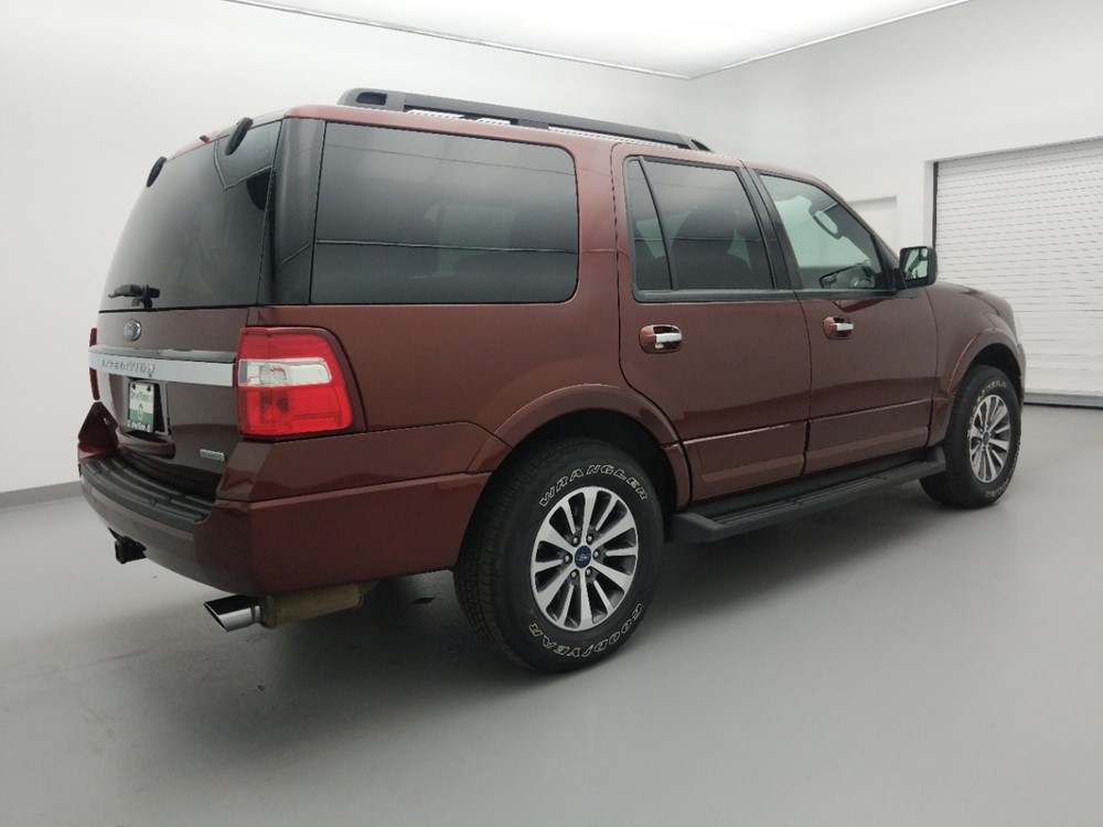 2017 Ford Expedition - Passenger Rear Side