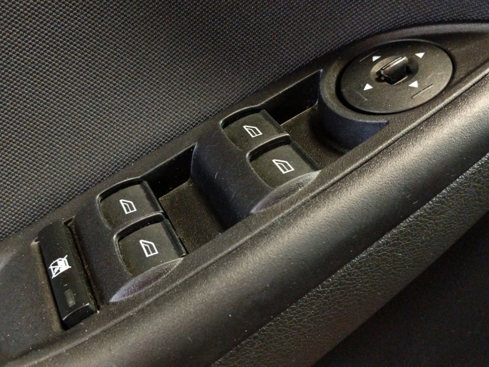 2017 Ford Focus - Driver Power Windows/Lock Control