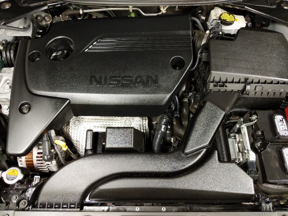 2017 Nissan Altima - Engine