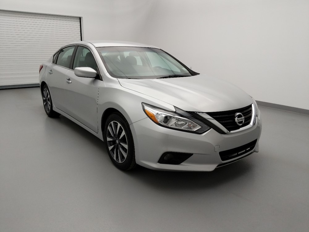 2017 Nissan Altima - Passenger Front Bumper