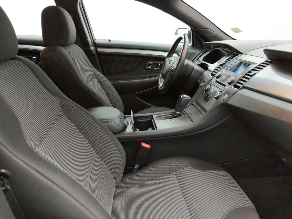 2014 Ford Taurus - Passenger Front Seat