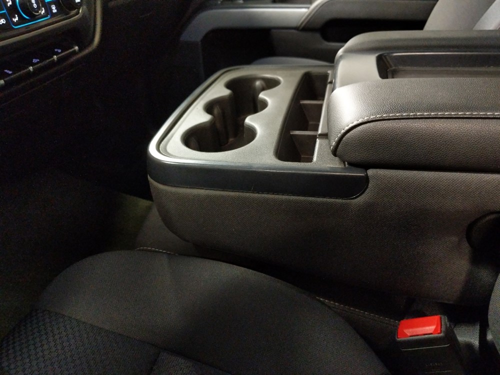 2016 Chevrolet Silverado 1500 - Center Console/Cup Holders