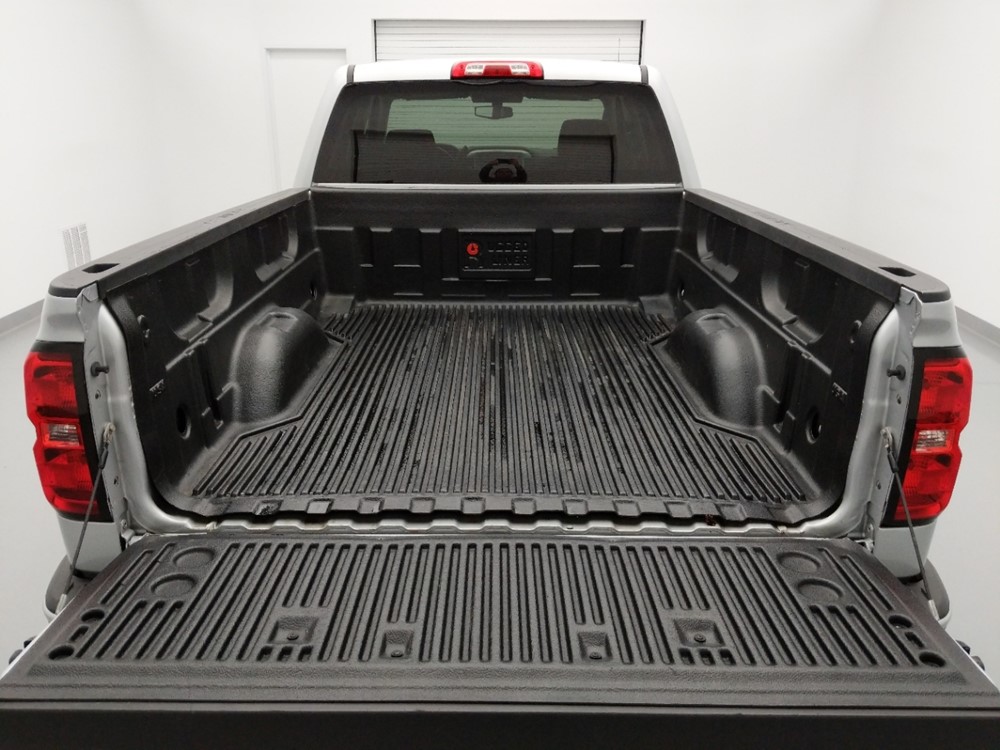 2016 Chevrolet Silverado 1500 - Trunk