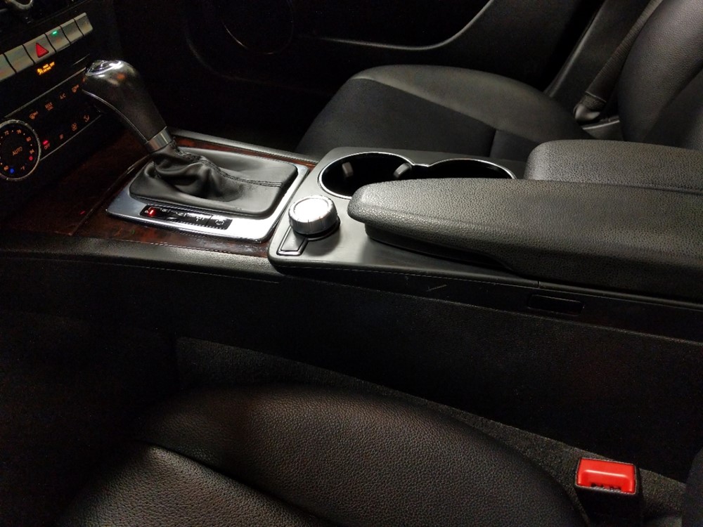 2013 Mercedes-Benz C300 - Center Console/Cup Holders