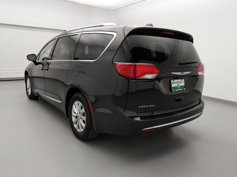 2018 Chrysler Pacifica - Driver Rear Bumper