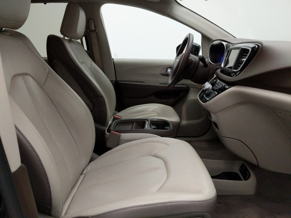 2018 Chrysler Pacifica - Passenger Front Seat