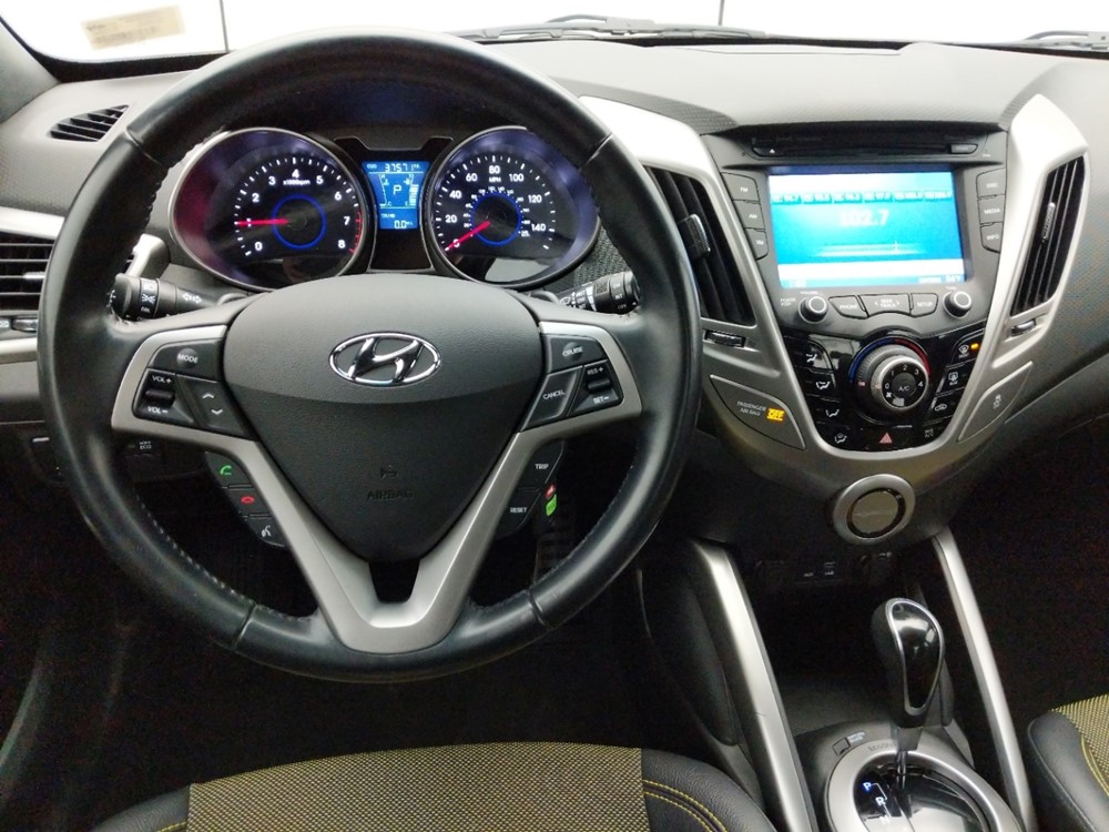 2016 Hyundai Veloster - Driver Dash