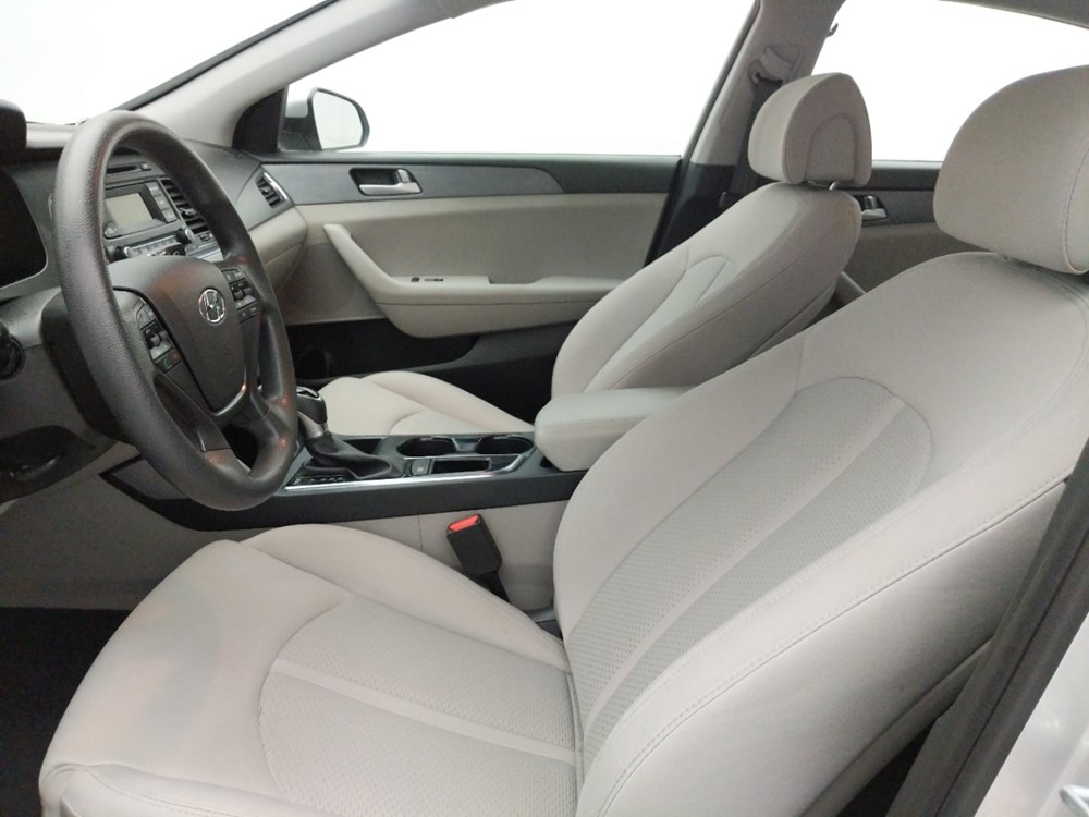 2017 Hyundai Sonata - Driver Front Seat