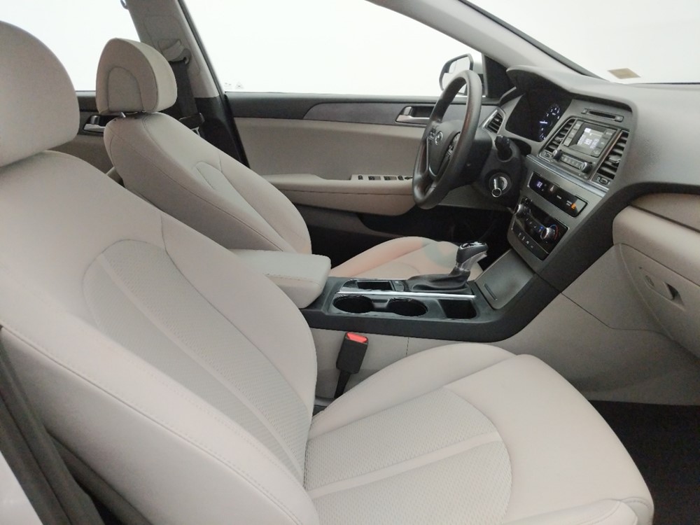 2017 Hyundai Sonata - Passenger Front Seat